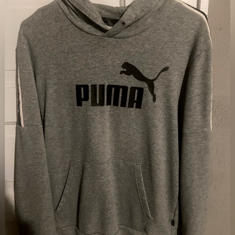 Puma hoodie (S)